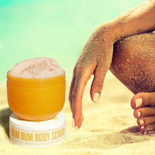 Sol de Janeiro Bum Bum Body Scrub sladkorni piling za telo 220 g Slike