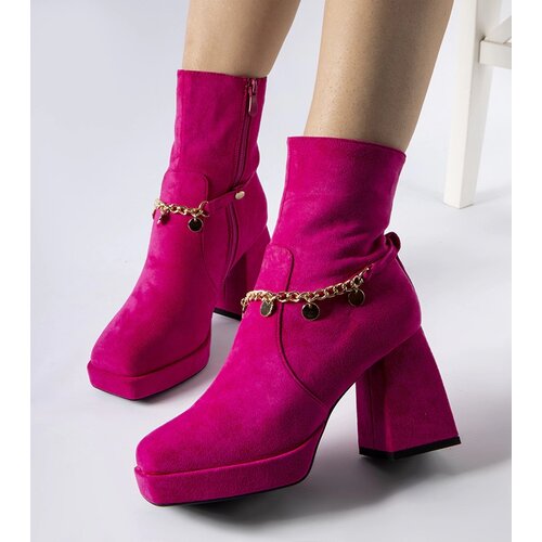 Gemre Pink insulated ankle boots with a pendant Saviore Cene