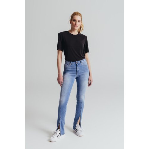 Legendww žnekse   farmerke slim kroja sa prorezima i visokim strukom -model 228 .228-8251-m2 Cene