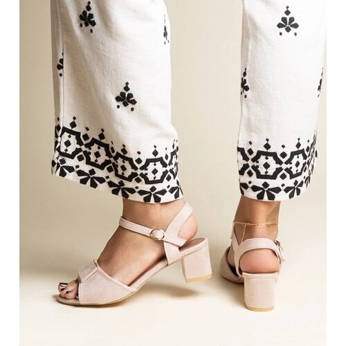 D/CEO Black sandals on a block heel Millo Cene