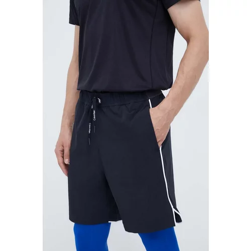 Calvin Klein Kratke hlače za vadbo črna barva