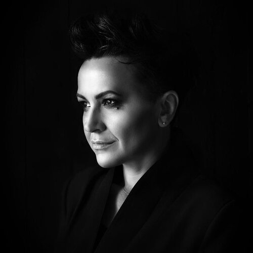  AMIRA MEDUNJANIN - Damar Cene