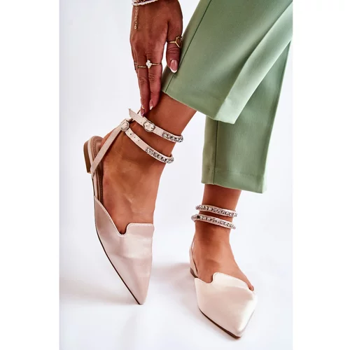 Kesi Women's Sandals With Spitz Toe Beige Amisha