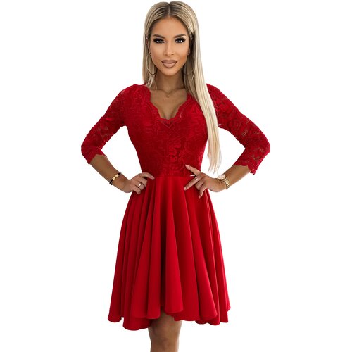 Numoco Dress with lace neckline Cene