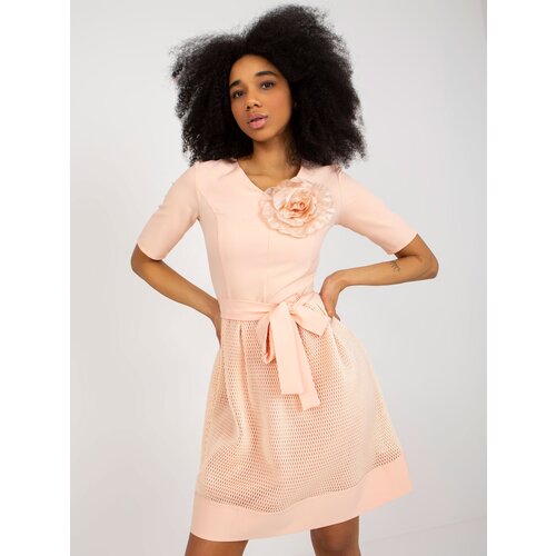 Fashion Hunters Peach cocktail dress with belt Slike