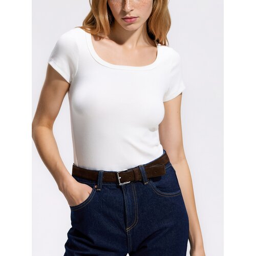 Reserved Slim fit majica kratkih rukava s mje&scaron;avinom modalnih vlakana - bijela Cijene