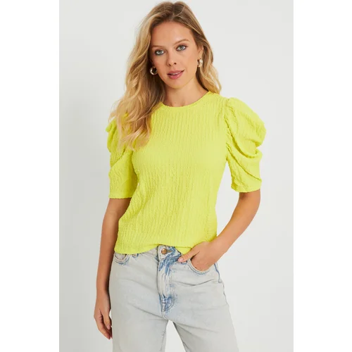 Cool & Sexy Women's Crepe Blouse Neon Yellow