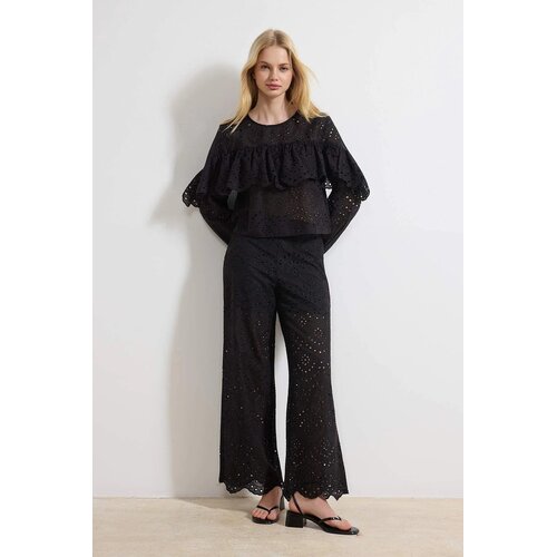 TRENDYOLMILLA ženske pantalone Twoss26Pl00028, crna-crna Cene