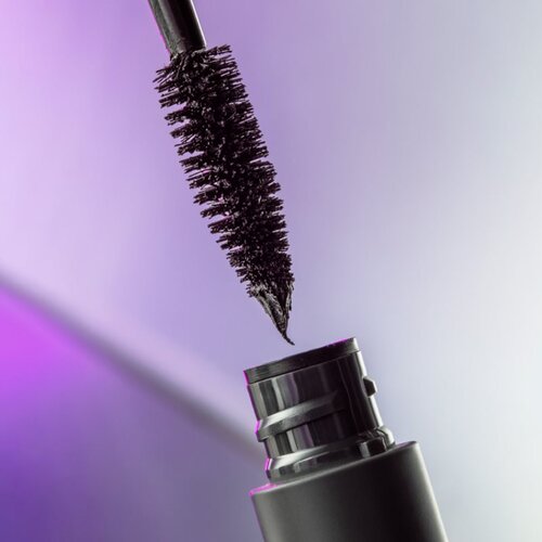 M&amp;Aacute;DARA Come Closer hranjiva maskara 6 ml Slike