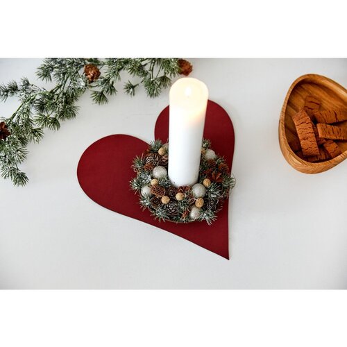 LIND DNA Pogrinjek iz eko usnja 30x30 cm Heart Nupo &amp;ndash; Slike