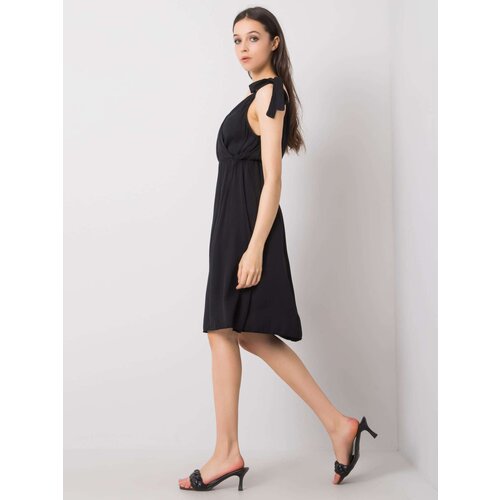 Fashion Hunters OCH BELLA Black dress with a triangle neckline Cene