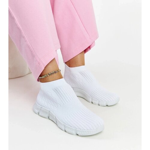 D/CEO White trainers Justar Slike