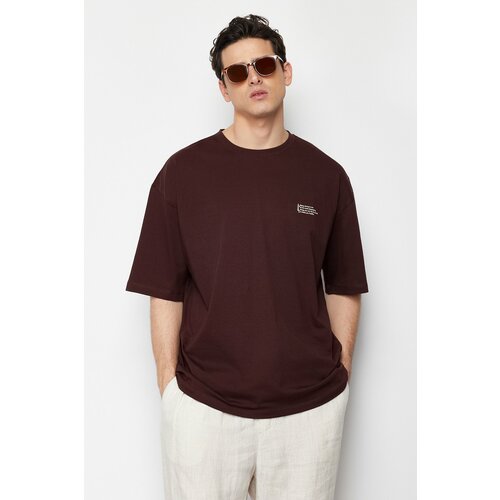 Trendyol men's brown oversize 100% cotton crew neck minimal text printed t-shirt Slike