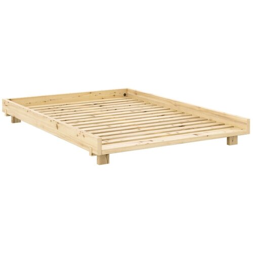 Karup Design Zakonska postelja iz masivnega bora z letvenim dnom 180x200 cm v naravni barvi Social Bed &amp;ndash; Slike