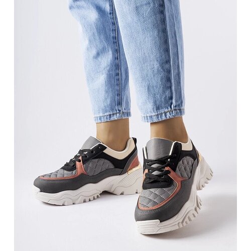D/CEO White trainers Justar Cene