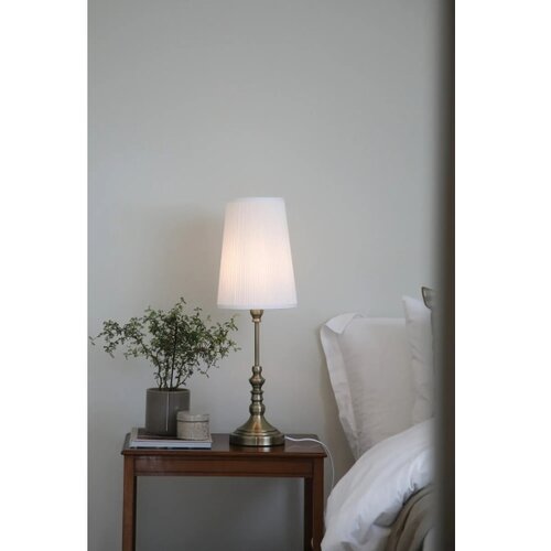 Marksl&amp;ouml;jd 108970 - Stona lampa NOBLE 1xE14/40W/230V 66 cm bela/mesing Slike