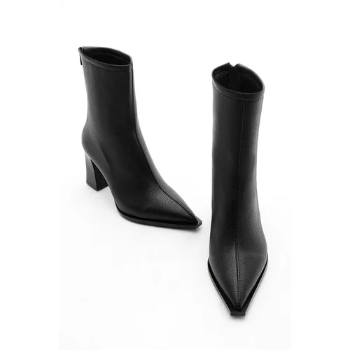 Marjin Women's Heeled Boots Pointed Toe Zipper At The Back Thick Heels Kikas Black.