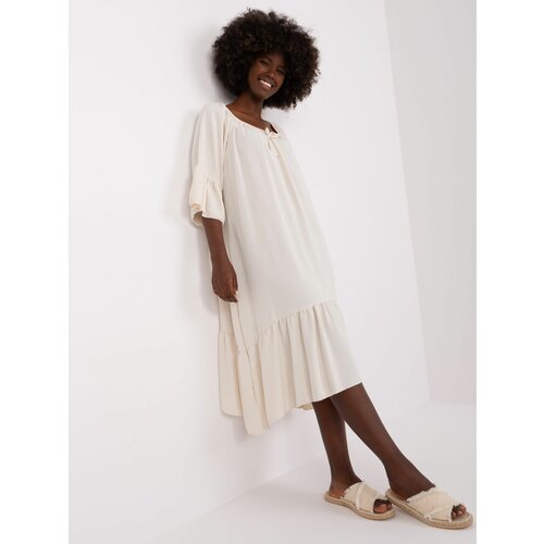 Fashion Hunters Light beige dress with frills and 3/4 sleeves Cene