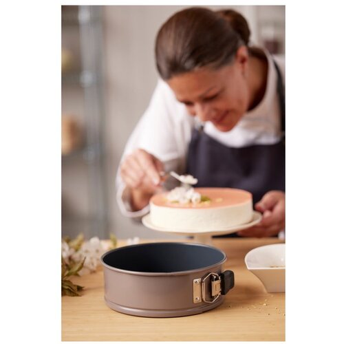 Blomsterbergs Čeličan kalup za pečenje za torte &amp;oslash; 24 cm &amp;ndash; Slike
