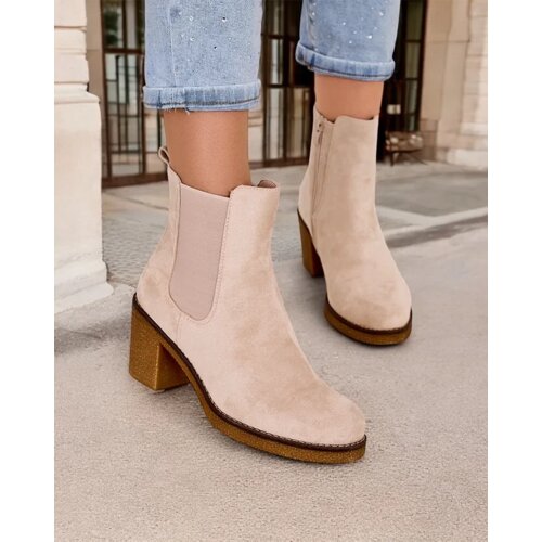 Resti Eco-suede women's boots on the post Bregianka Cene