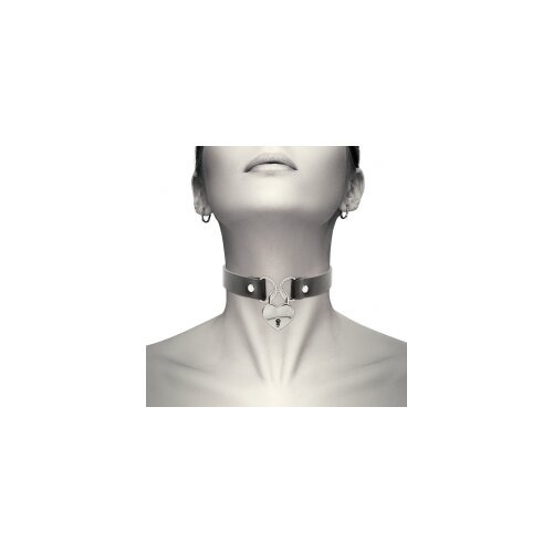Coquette choker keys heart Cene