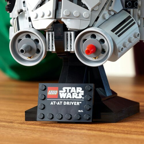 Lego Star Wars&amp;trade; - &amp;Scaron;lem AT-AT vozača&amp;trade; (75429) Slike