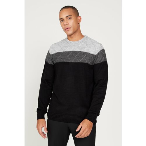 AC&Co / Altınyıldız Classics Men's Grey-black Standard Fit Normal Cut Crew Neck Colorblock Patterned Wool Knitwear Sweater. Slike