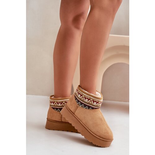 FR1 Women&amp;#039;s Snow Boots With A Pattern Insert On A Platform Camel Avatharia Slike
