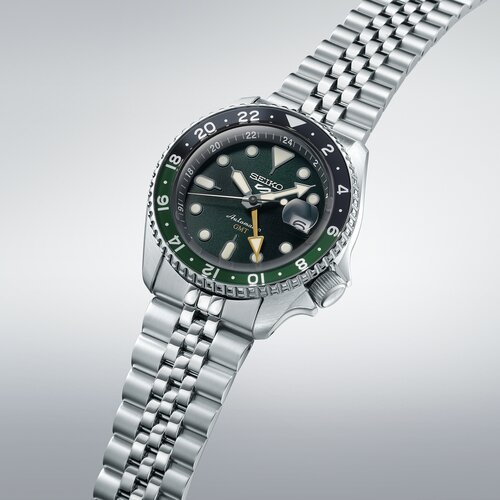 Seiko 5 SPORTS GMT SSK035K1 Slike