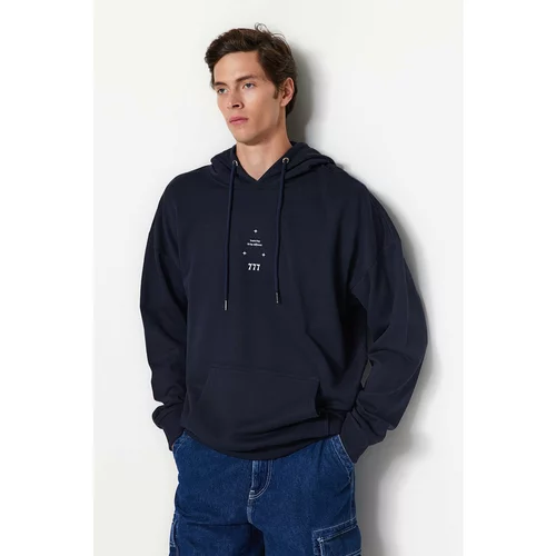 Trendyol Navy Blue Men's Oversize Space Theme Sweatshirt with a Soft Pile inner