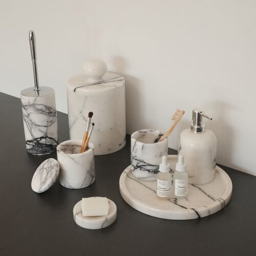  MAR07090302D white bathroom set (7 pieces) Cene