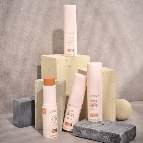 Catrice Soft Glam Filter Stick make-up v paličici odtenek 065 Tan 9 g Slike