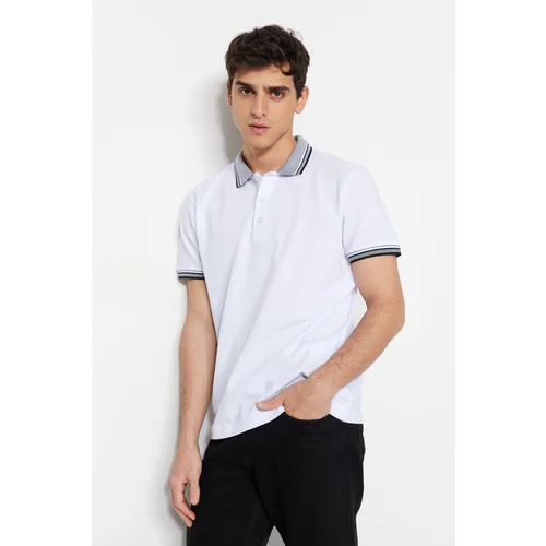 Trendyol White Slim/Narrow Cut 100% Cotton Polo Neck T-shirt