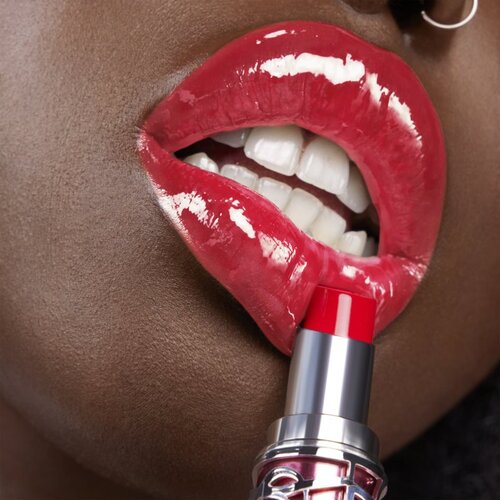 Yves Saint Laurent Rouge Volupt&amp;eacute; Candy Glaze balzam za usne 11 Red Thrill 3,2 g Slike