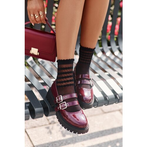 FB3 Women's Lacquered Burgundy Strap Shoes Terione Cene