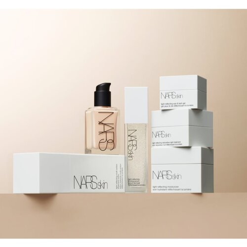 Nars Skin Light Reflecting Treatment sijoča nega 200 ml Slike