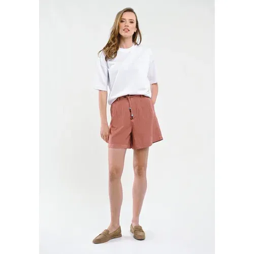 Volcano Woman's Shorts P-ALESS