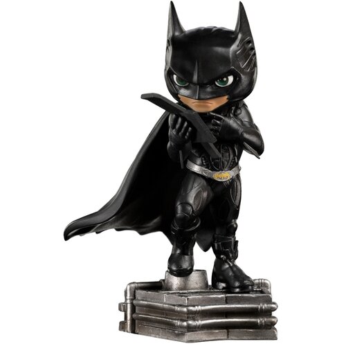 Batman Statue - Batman Forever - Batman Cene