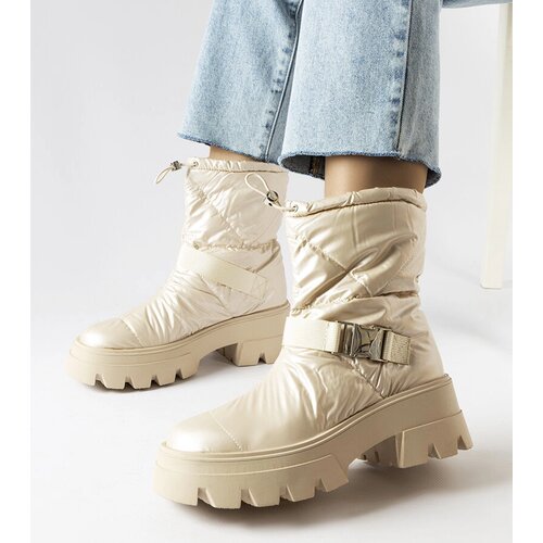 Gemre Beige Patent Snow Boots Ambretta Cene