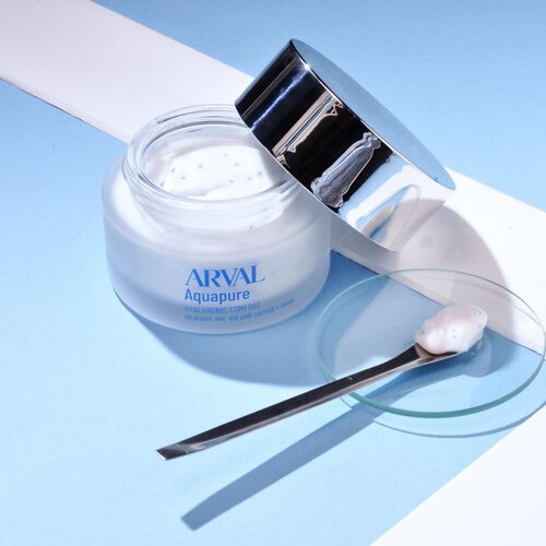 Arval Aquapure Hyaluronic Comfort vlažilna krema proti staranju 50 ml Slike
