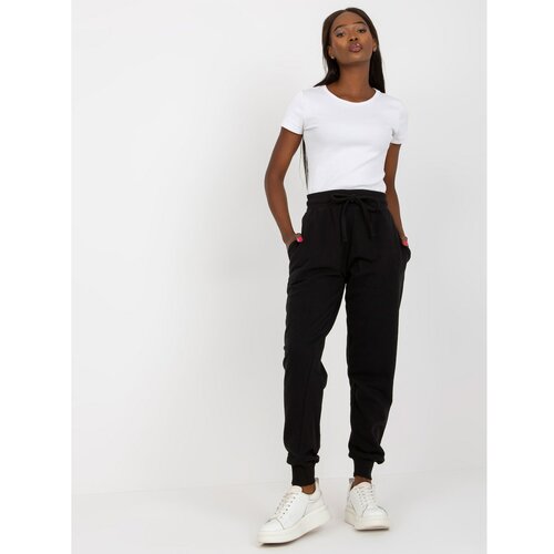 Fashion Hunters Basic black sweatpants with pockets Slike