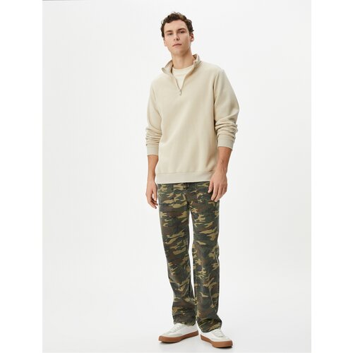 Koton Camouflage Trousers Buttoned with Pocket Detail Slike