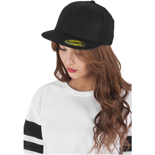 Flexfit Premium 210 Fitted Cap Black Slike