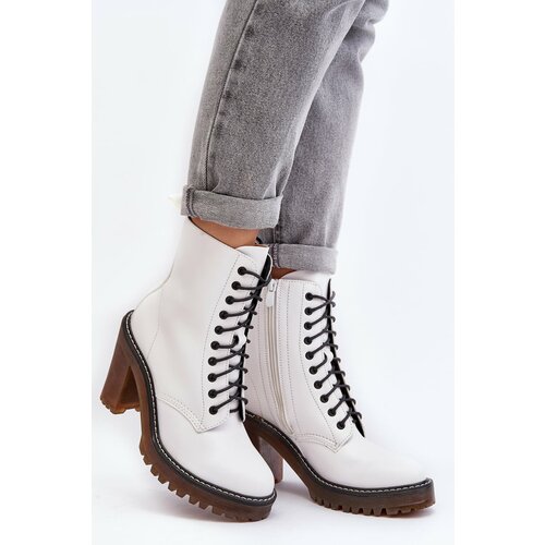 Kesi Women's lace-up ankle boots, white Arove Cene