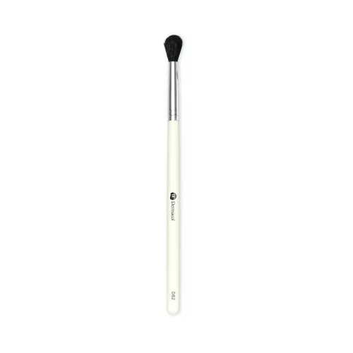 Dermacol brushes D82 kozmetični čopič za nanos senčil 1 ks za ženske