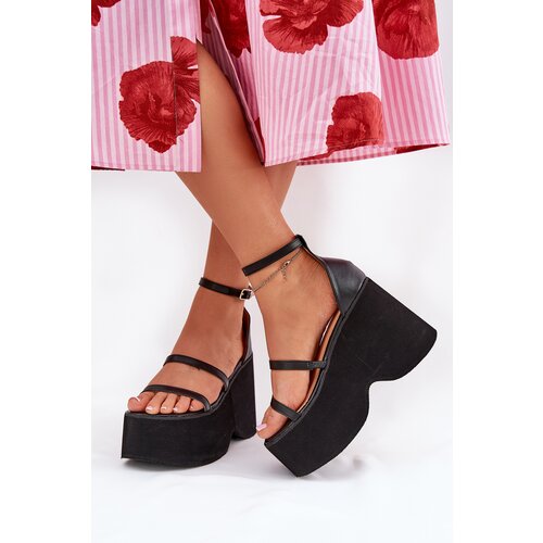 Boto Women's Sandals On Massive Platform And Wedge Black Etette Cijene
