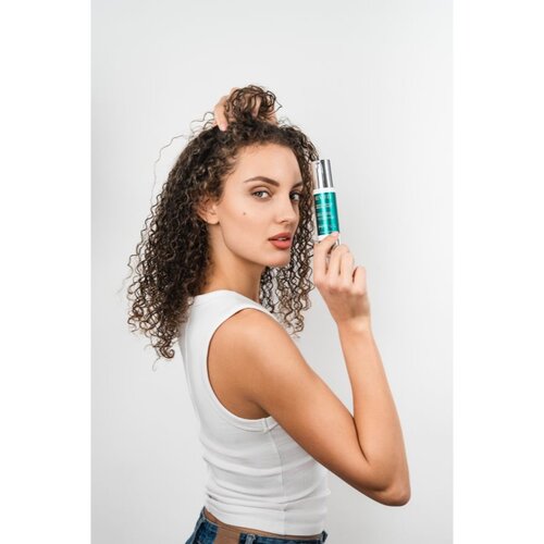 Revuele Micro-Needles Renewal Shot intenzivna pomlajevalna krema z mikroiglicami 50 ml Slike