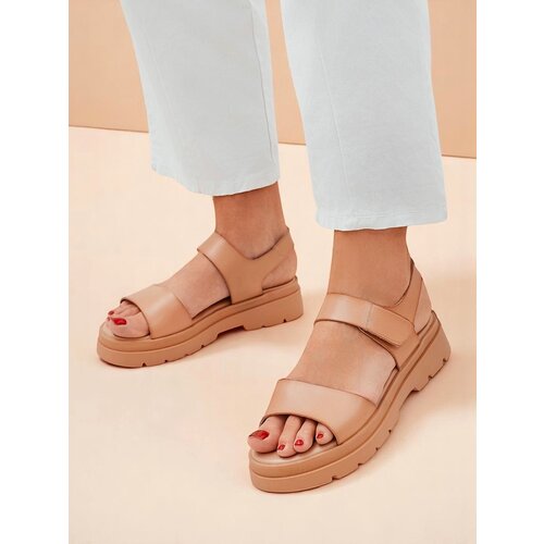 Resti Royal Fashion Women's Otvanna sandals with a thick sole Cijene