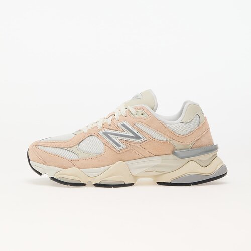New Balance Sneakers 9060 Pink/ White EUR 42 Cene