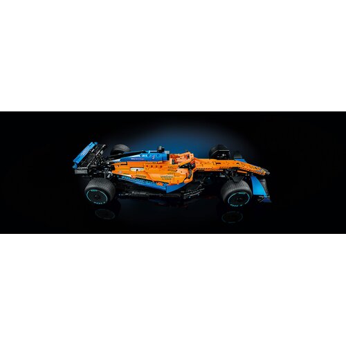 Lego Technic McLaren Formula 1 trkačko vozilo 42141 Slike
